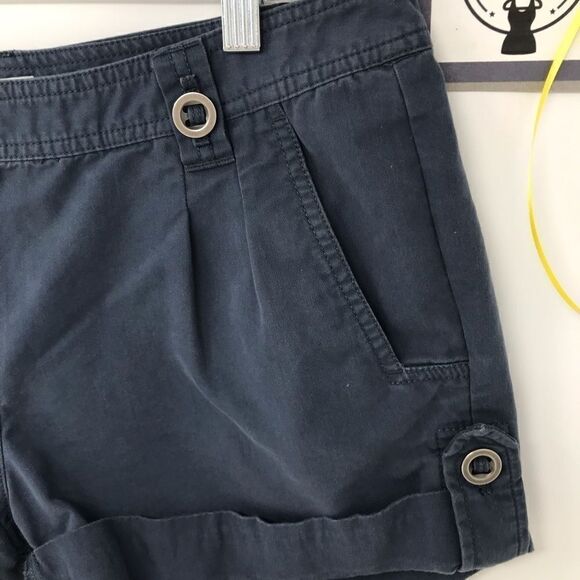Hinge Shorts, Sz 6  - Picture 2 of 8